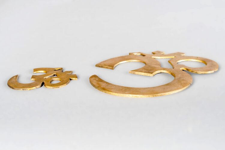 Simbolo OM en Bronce - Imagen 5