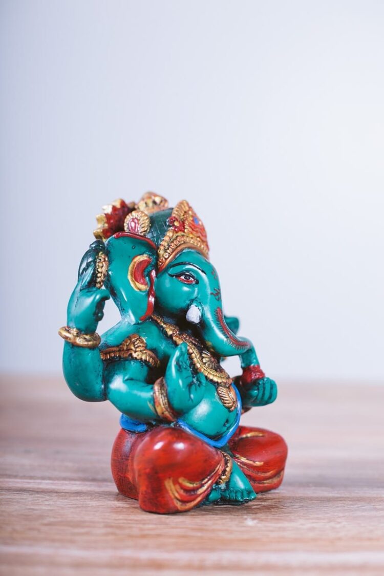 Ganesh colores 18cms - Imagen 4