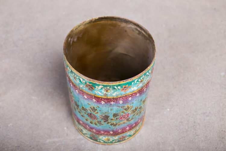 Balde de metal pintado - Imagen 3