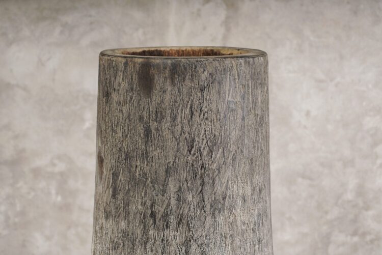 Vasija de tronco de palma gris - Imagen 2