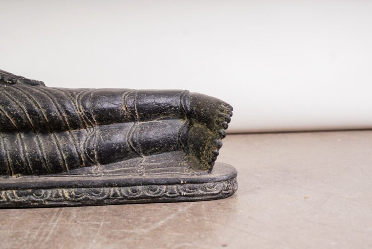 Figura Buda reclinado de Piedra Reconstituida - Imagen 3