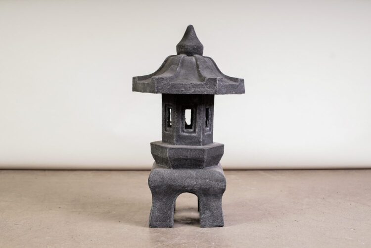 Farol de Piedra Reconstituida