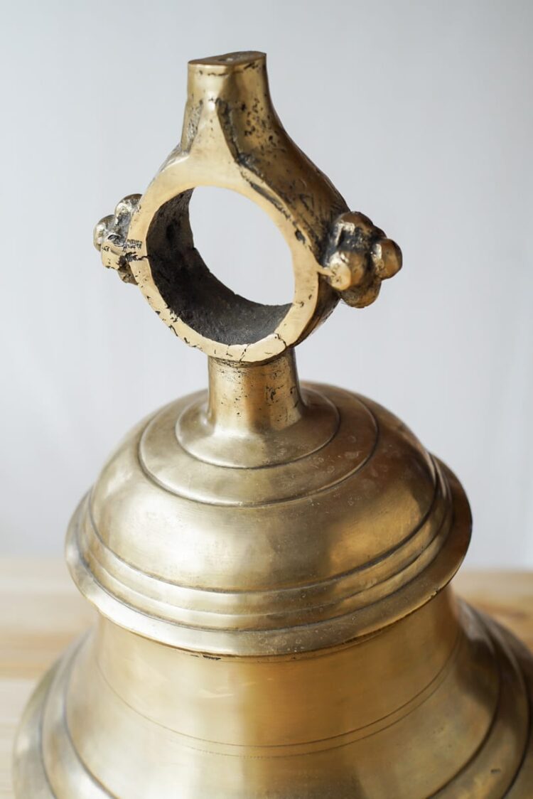 Campana grande de bronce - Imagen 4