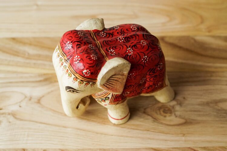 Elefante pintado - Imagen 3