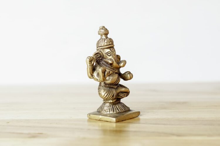Ganesha pequeño de bronce - Imagen 3