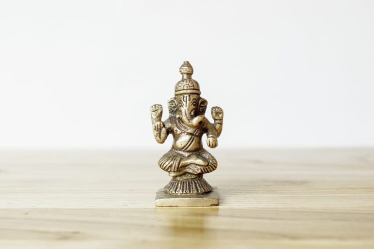 Ganesha pequeño de bronce