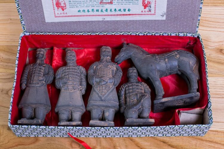 Set grande soldados de terracota - Imagen 2
