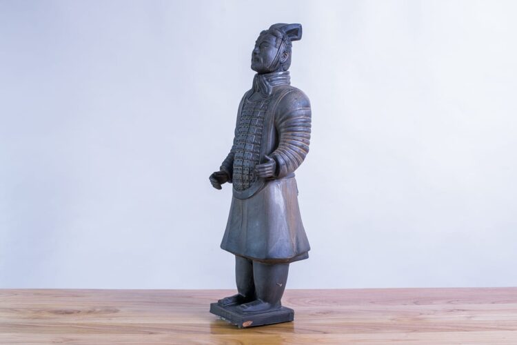 Soldado de terracota 63cms - Imagen 3