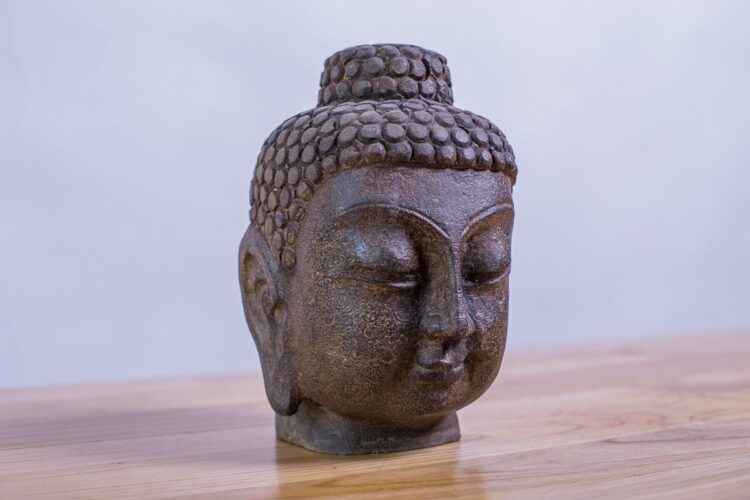 Cabeza de Buda de piedra - Imagen 4