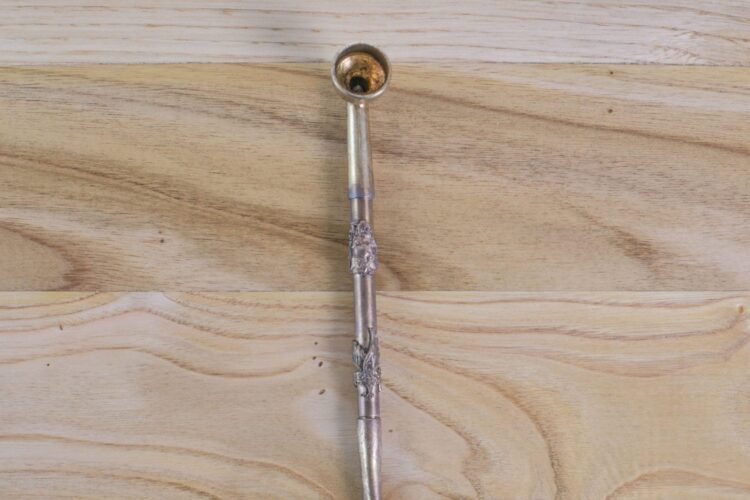 Pipa dorada 17cms - Imagen 3
