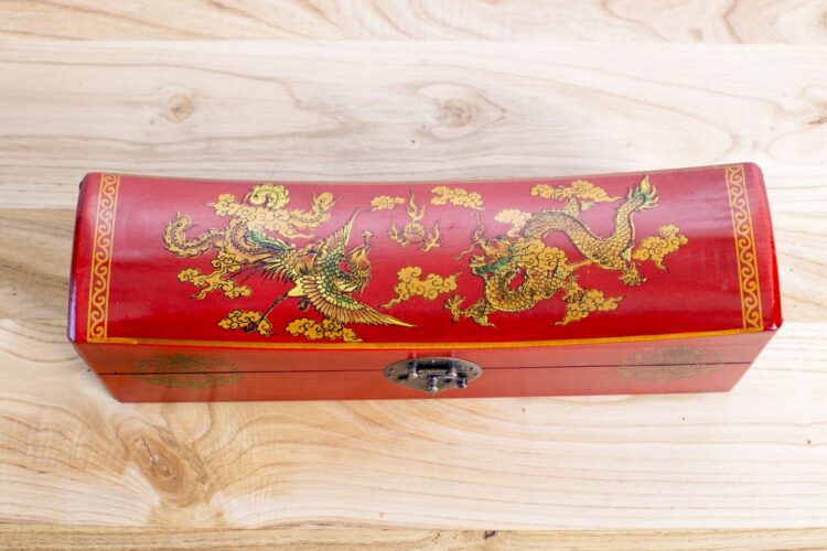 Caja almohada roja de cuerina grande - Imagen 3