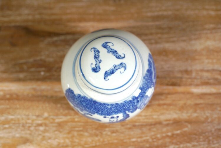 Jarrón clásico chino azul y blanco chico - Imagen 4