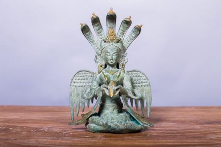 Nag Kanya de bronce verde