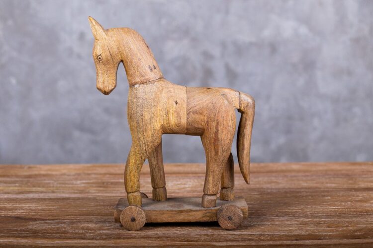 Caballo sobre ruedas