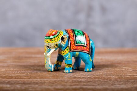 Mini elefante pintado