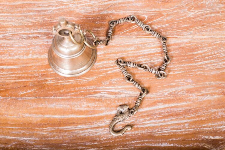 Campana de Bronce Colgante - Imagen 3