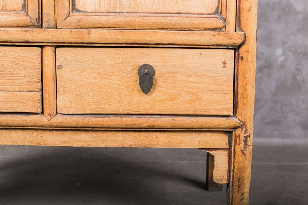 Armario chino de madera