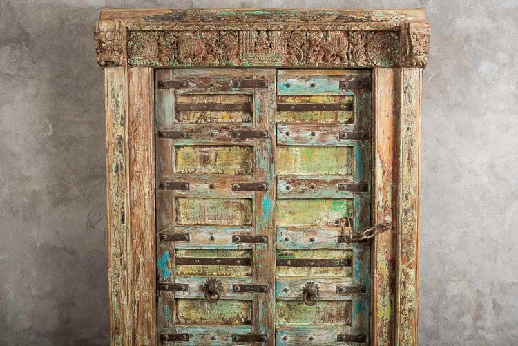 Puerta antigua celeste y verde - Imagen 2