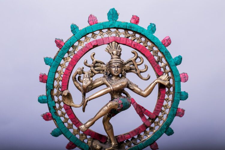 Nataraja de bronce y piedra 20 cms alto - Imagen 2