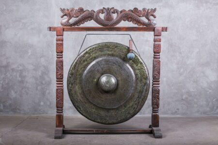 Gong 1 metro con pedestal