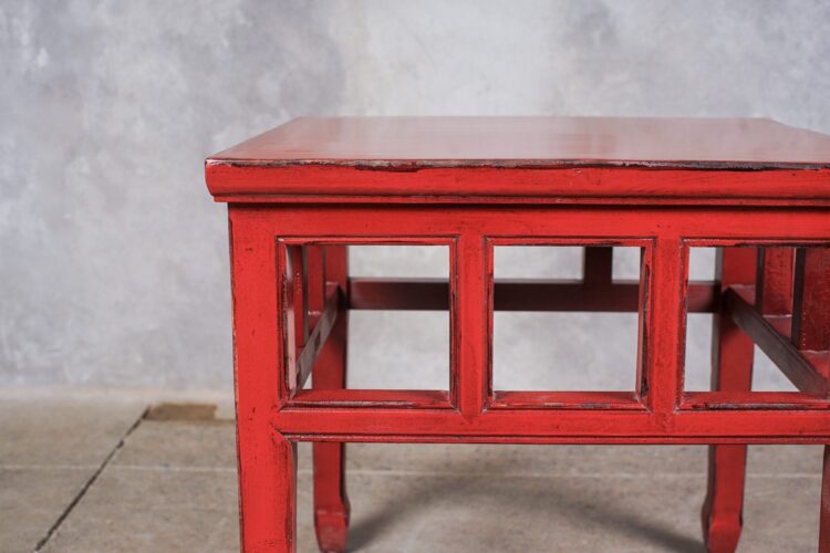 MESA LATERAL  LACADA(Color  ROJO y Color NEGRO) - Imagen 3