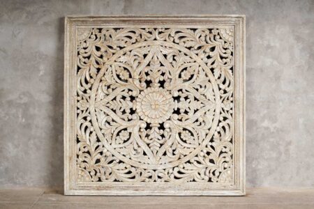 Panel/Respaldo de cama tallado 150x150 cms. café