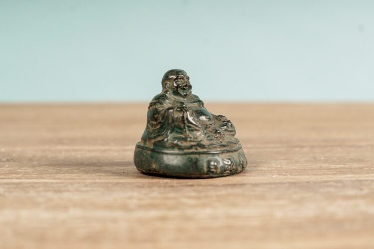 Buda feliz de bronce - Imagen 4