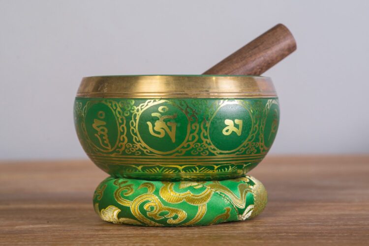 Cuenco tibetano verde 16 cms diámetro - Imagen 3