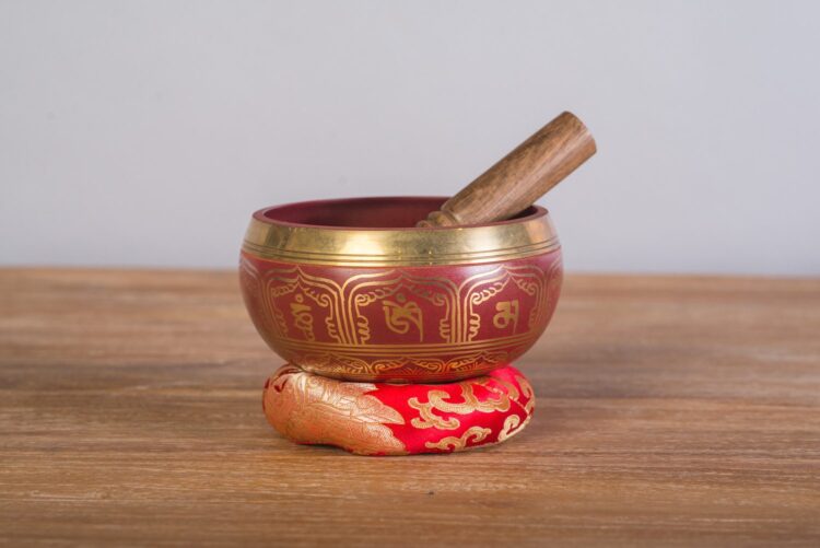 Cuenco tibetano rojo 16 cms diámetro