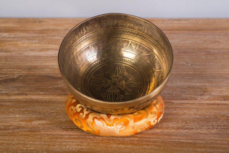 Cuenco tibetano 21 cms de diámetro - Imagen 4