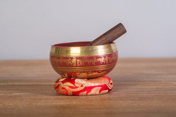 Cuenco tibetano rojo 12 cms diámetro
