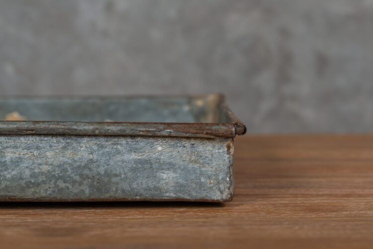 Bandeja rectangular de metal - Imagen 6