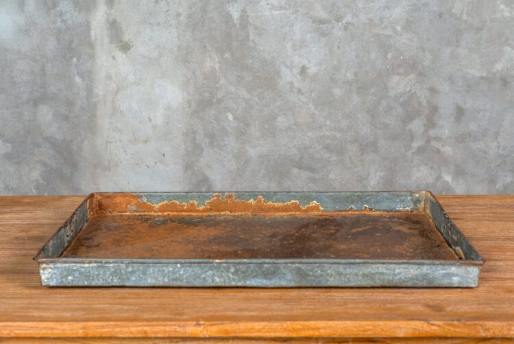 Bandeja rectangular de metal