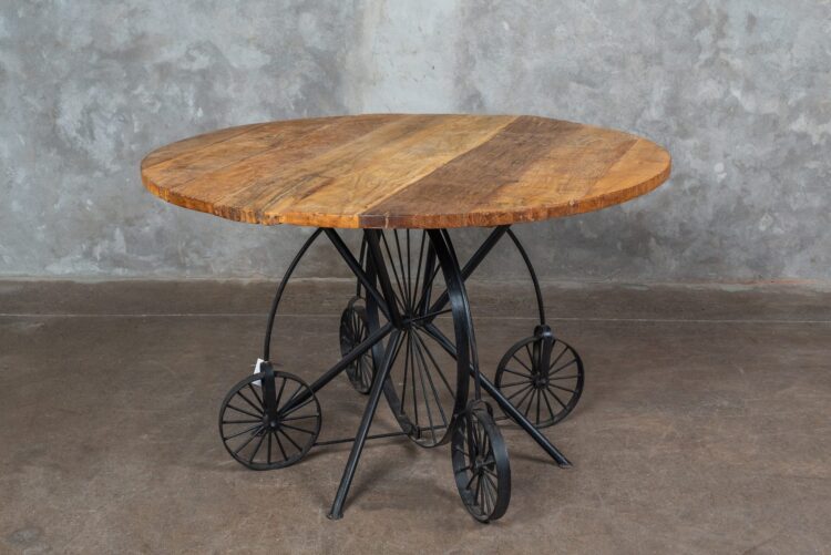 Mesa de fierro y madera - Imagen 3