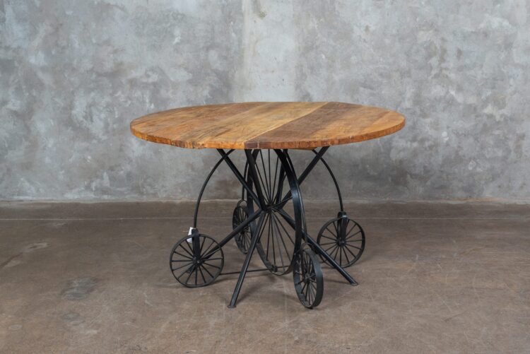 Mesa de fierro y madera - Imagen 2