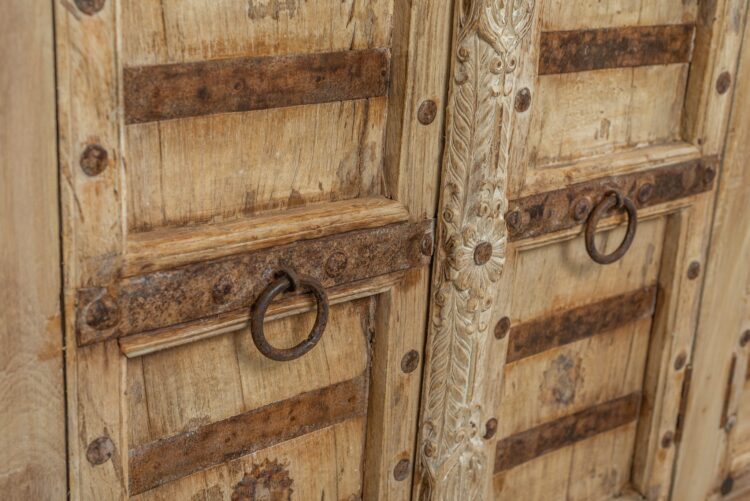 Buffet rústico madera y fierro 4 puertas - Imagen 8