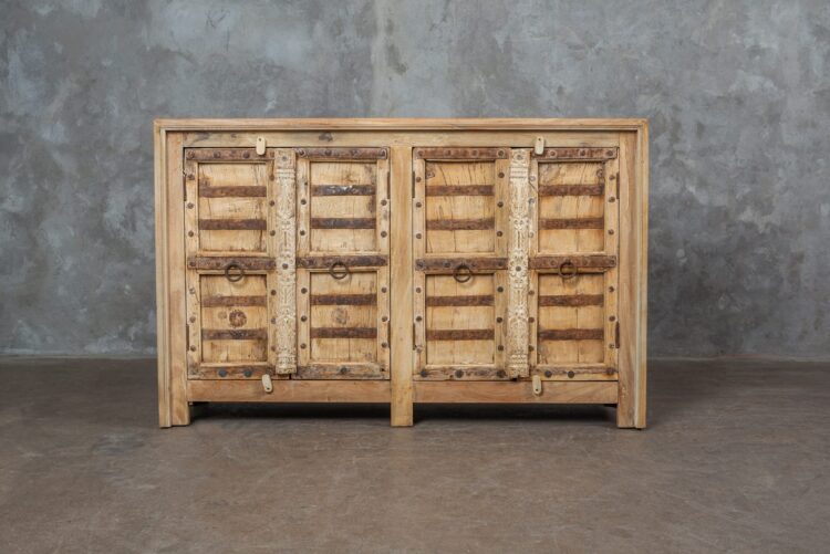 Buffet rústico madera y fierro 4 puertas
