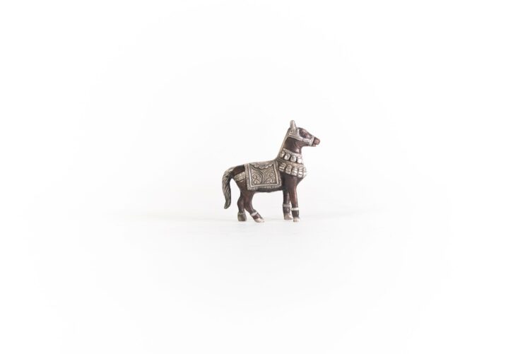 Caballo bronce - Imagen 3