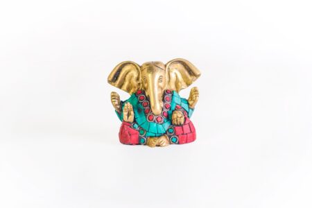 Ganesh con piedras incrustadas