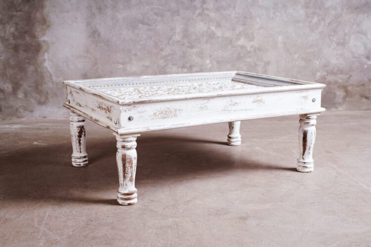 Mesa con cubierta tallada - Imagen 4