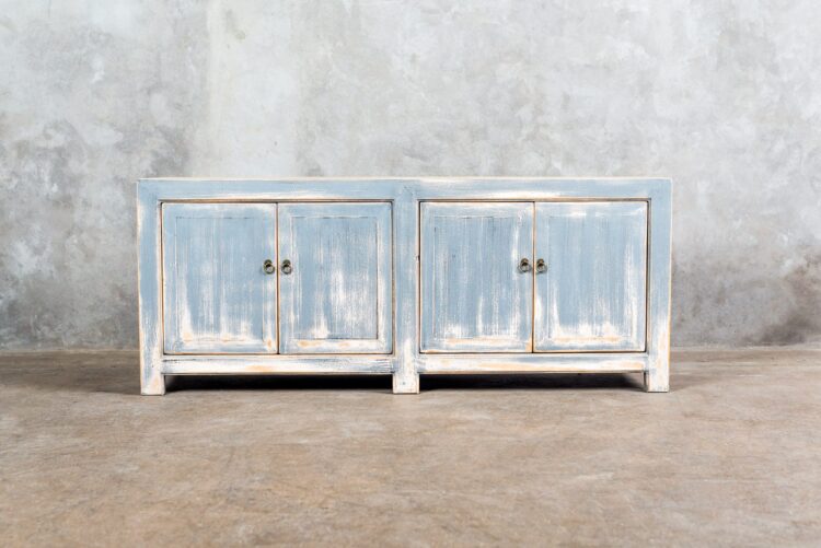 Buffet chino pintura decapada