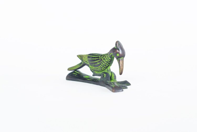 Tocapuerta de bronce pájaro verde - Imagen 3