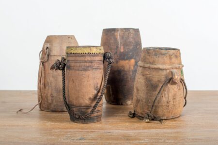 Potiche antiguo de madera