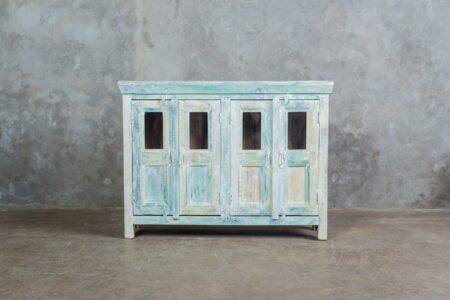 Buffet vitrina pintura decapada