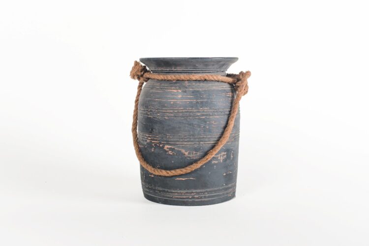 Jarrón antiguo de greda