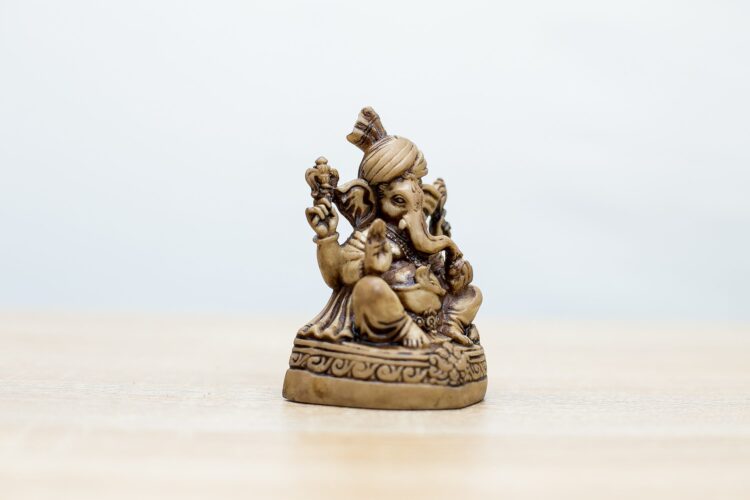 Ganesh de resina - Imagen 3
