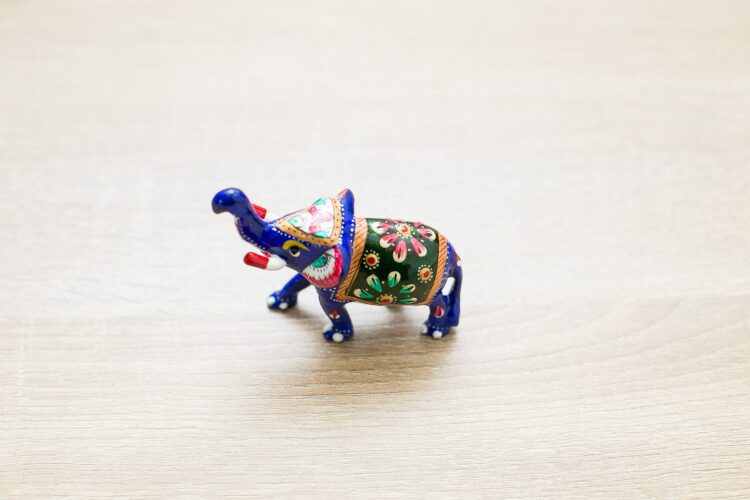 Elefante de metal - Imagen 2