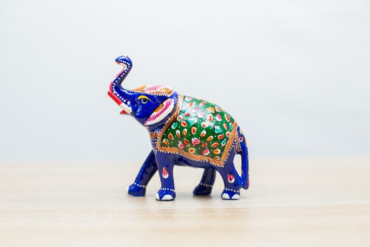 Elefante de metal - Imagen 8