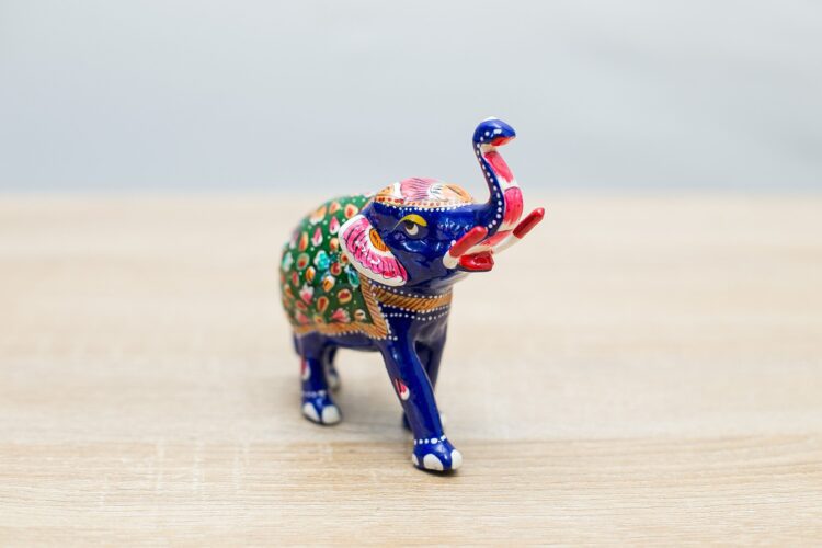 Elefante de metal - Imagen 7