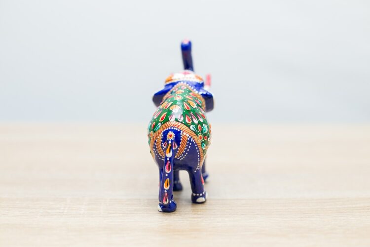 Elefante de metal - Imagen 6